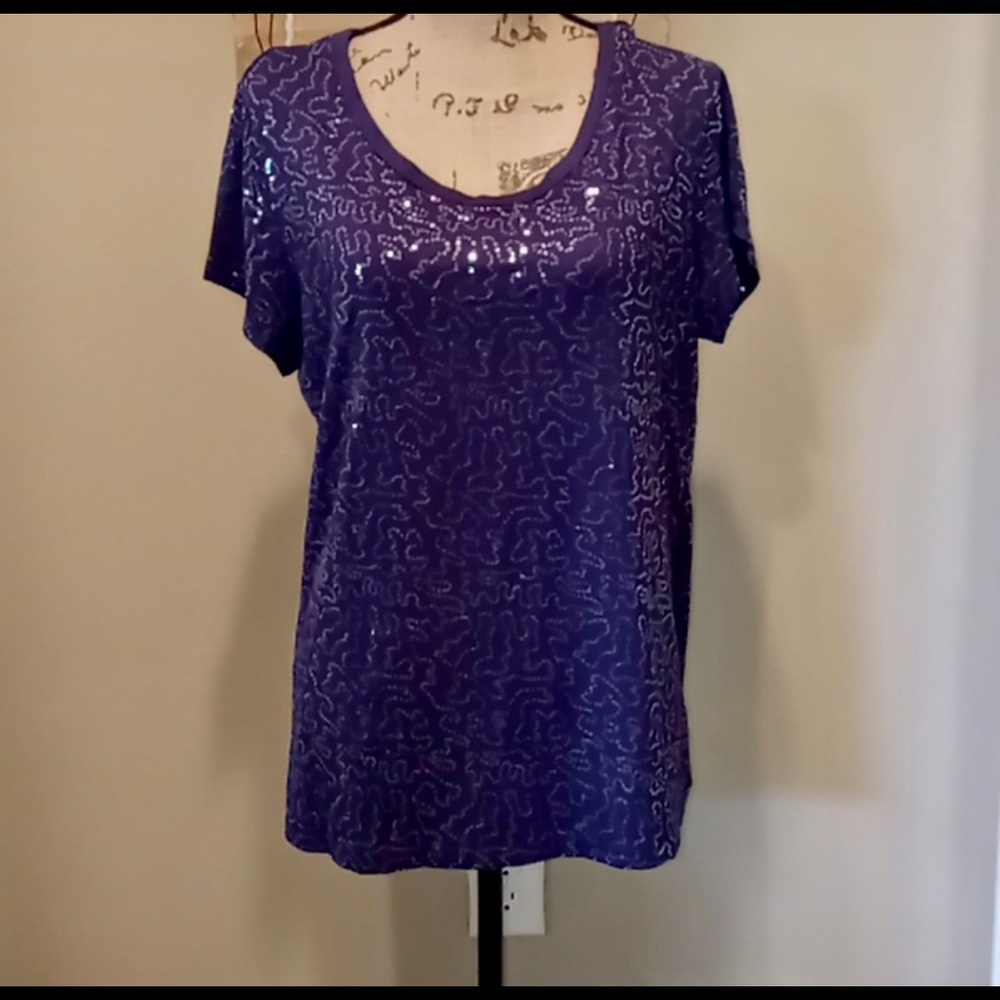 Bright purple Maurice’s large, short sleeve